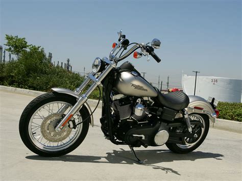 Harley Davidson Motorcycle: Harley Davidson