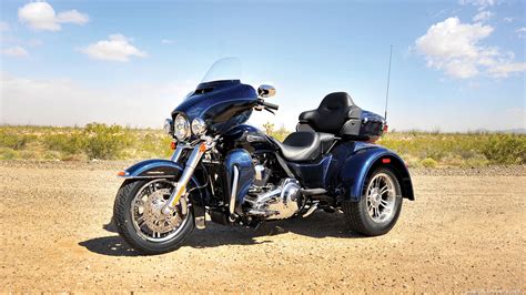 Harley Davidson Trike motorcycle desktop wallpapers 4K ...