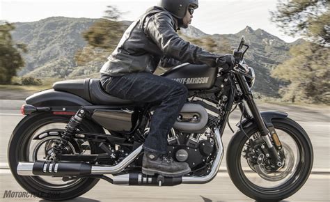 Harley Davidson Unveils 2016 Roadster