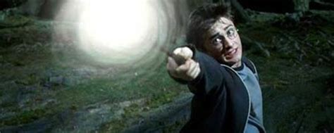 Harry Potter : los 20 mejores hechizos de la saga  con ...