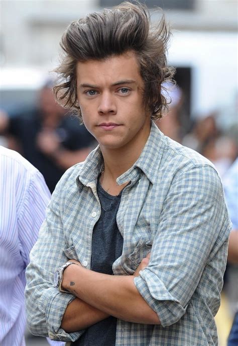 Harry Styles Wallpapers High Quality | Download Free