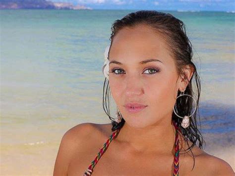 Hawaiian Artist Anuhea Traces Island Reggae Influences ...