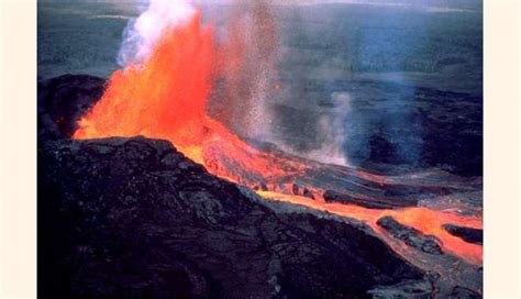 Hay casi 2,000 volcanes activos en el mundo, pero estos 15 ...