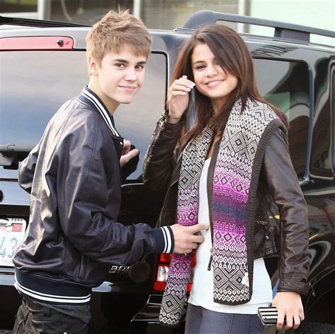 HD WALLPAPERS FREE DOWNLOAD: Justin Bieber & Selena Gomez ...