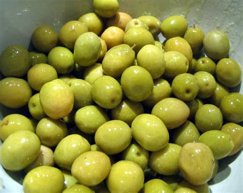 Health benefits of Olives | HB times
