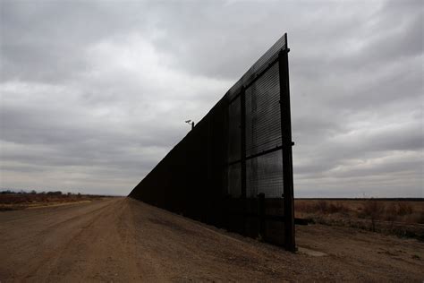 Here s What the U.S. Mexico Border Looks Like Before Trump ...