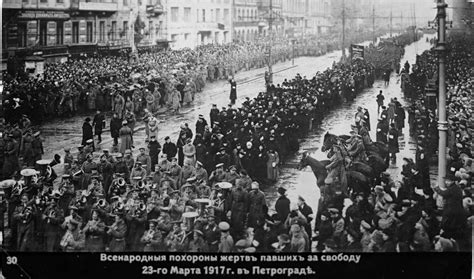 HISTORIA 4: LA REVOLUCIÓN RUSA DE 1917