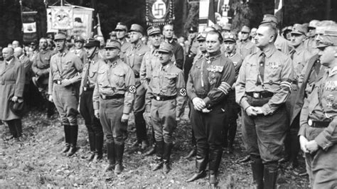 Historia: Quién era quién entre los nazis: las fichas de ...
