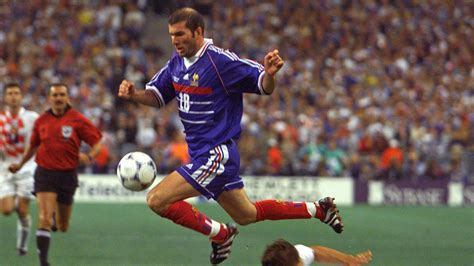History of the World Cup: 1998 – The French revolution ...