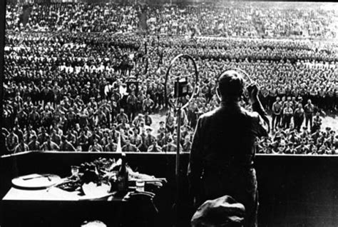 Hitler’s Speeches  I discorsi di Hitler  – MusicArtObjects