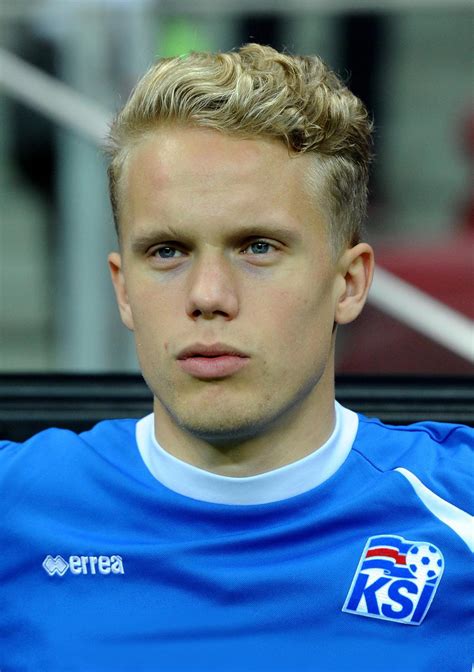 Hjörtur Hermannsson  Islandia    Los jugadores más guapos ...