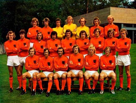 Holanda 74, la “Naranja Mecánica” que trajo el fútbol ...