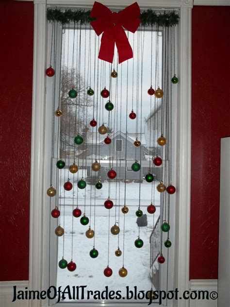 Hometalk | DIY Christmas window decoration
