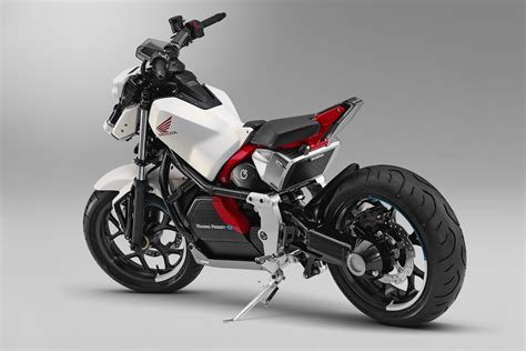 Honda Riding Assist e Debuts | Concept Electric Motorcycle
