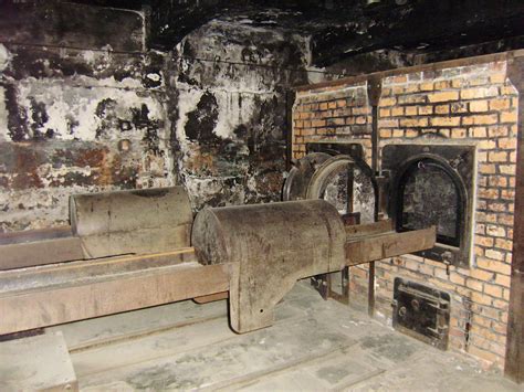 Hornos crematorios de Auschwitz en Polonia | fotos de ...