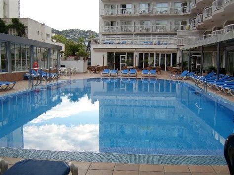Hotel Helios Lloret de Mar: 154 Hotel bewertungen und 64 ...