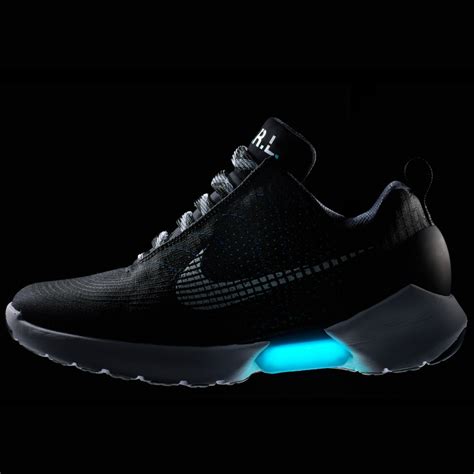 How Nike Built the HyperAdapt, the Self Lacing Sneaker of ...