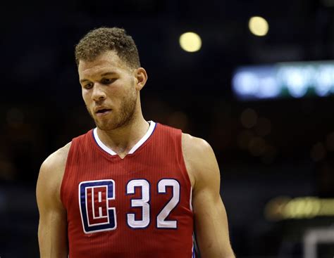 How should the Clippers handle the Blake Griffin situation ...