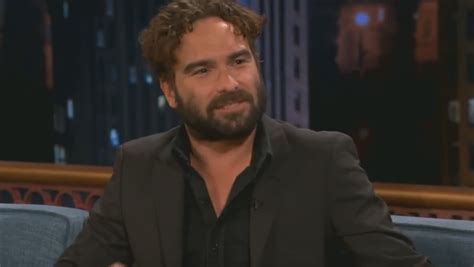 How tall is Johnny Galecki | | ENTIRE TIPS
