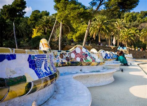 How to buy tickets to Park Güell?
