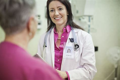 How to Check a Doctor s Background and Credentials