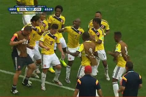 How To Dance As Awesomely As The Colombian Soccer Team
