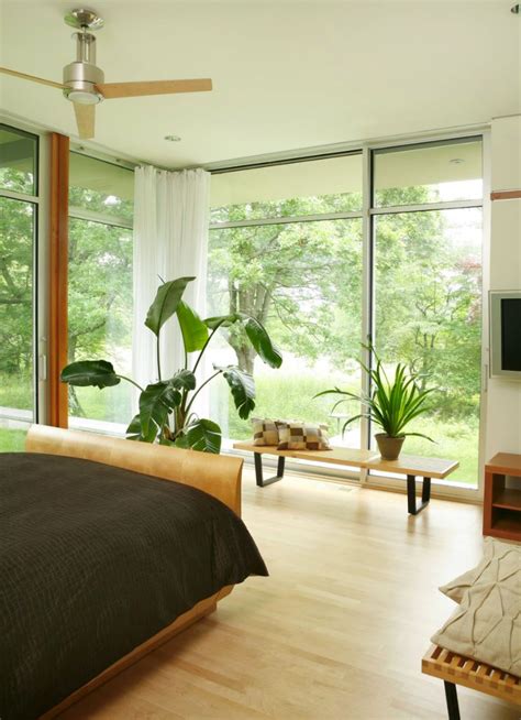 How to Decorate a Room with Floor to Ceiling Windows