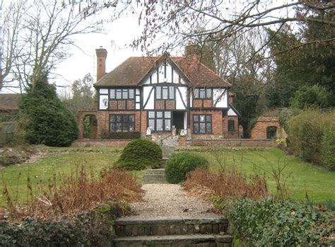How To Identify A Tudor House   Home Links Online