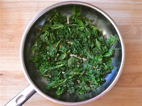 How To Saute Kale   Genius Kitchen | Sauteed kale, Kale ...