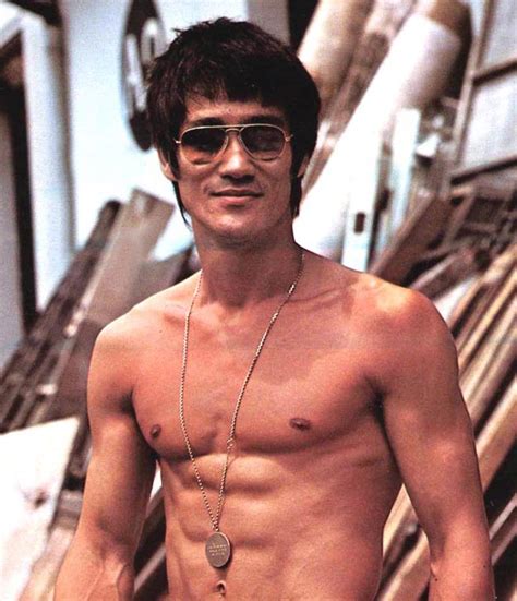 Hoy a 43 años d la muerte de Bruce Lee y es aún un ...