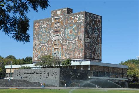 Hoy cumple 60 años la Biblioteca Central de la UNAM