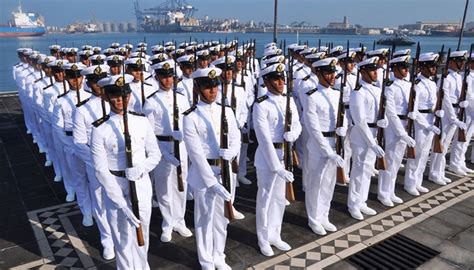 Hoy se celebra el Día de la Armada de México