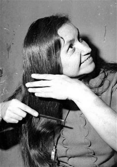 Hoy se cumplen 43 años de la muerte de Violeta Parra