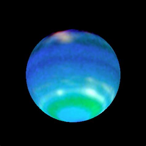 Hubble Finds Tiny Moon Orbiting Neptune | TechStock2000