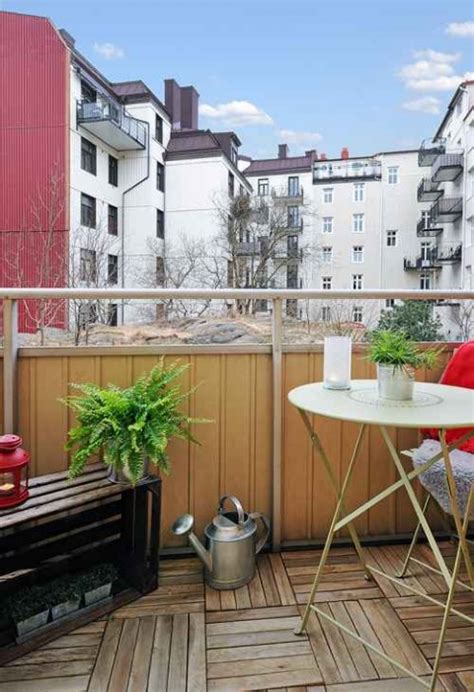 Ideas de mesas plegables para terrazas pequeñas