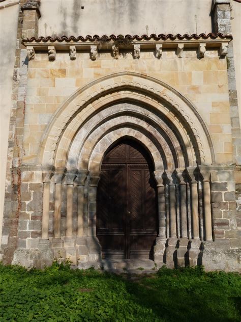 Iglesia de San Antolin de Bedón  Naves, Asturias . | Otra ...