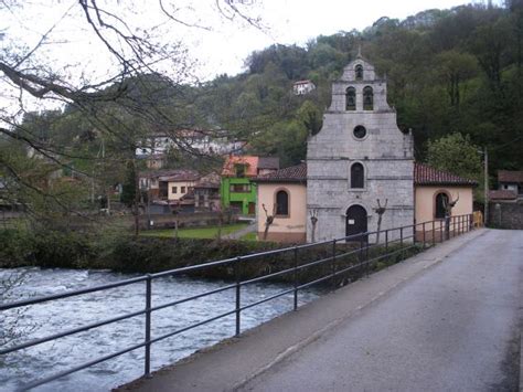 Iglesia de Santa Maria, TRUBIA  Asturias