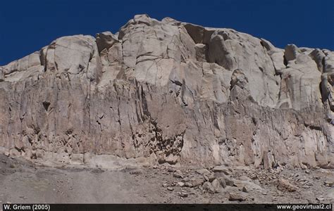 Ignimbritas y piroclásticas en la Región Atacama  3