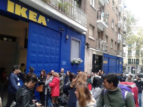 Ikea abre tiendas temporales en el centro de Barcelona y ...