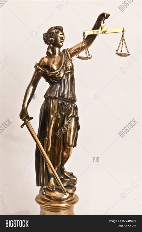 Imagen y foto Estatuilla De Justicia Diosa Themis | Bigstock
