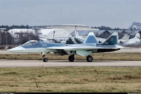 Imagenes de aviones de combate volando