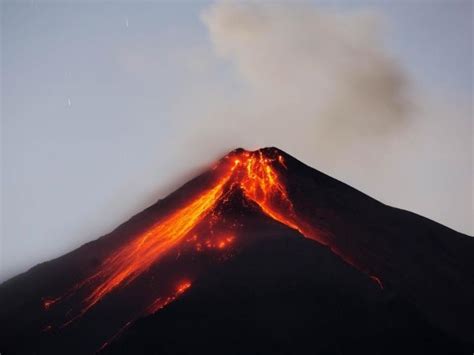 Impactantes imágenes de la erupción del Volcán de Fuego ...