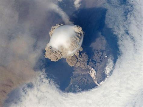 Impresionantes imágenes de la NASA de la erupción del ...