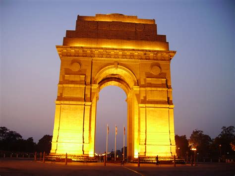 India Gate, A National Monument of India   Travelling Moods