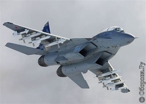 Infografía: entre el pasado y el futuro del caza MiG ...