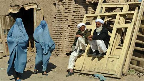 Informe Semanal   Mujer, el rostro oculto de Afganistán ...