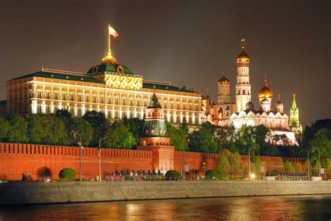 Inside the Black Box: Amazing Structure: The  Moscow  Kremlin