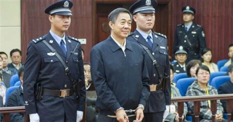 Insolito;China aprueba pena de muerte a políticos ...