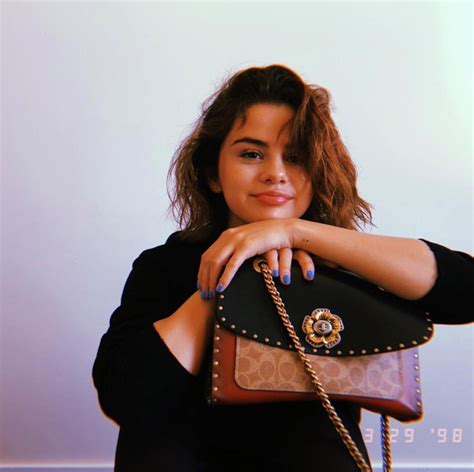 Instagram Queen Of The Week Selena Gomez — Pics & Photos ...