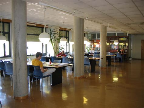 Instalaciones Colegio Mayor de Oviedo | Universidad de ...